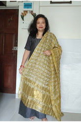 Bandhani Dupatta with Golden Jari palla in Antique Gold color